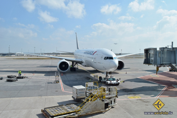 Boeing 777-228/ER